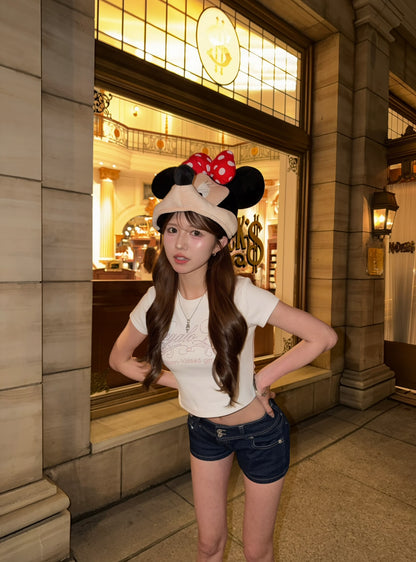 FITTED RHINESTONE TEE