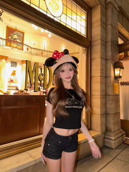 FITTED RHINESTONE TEE